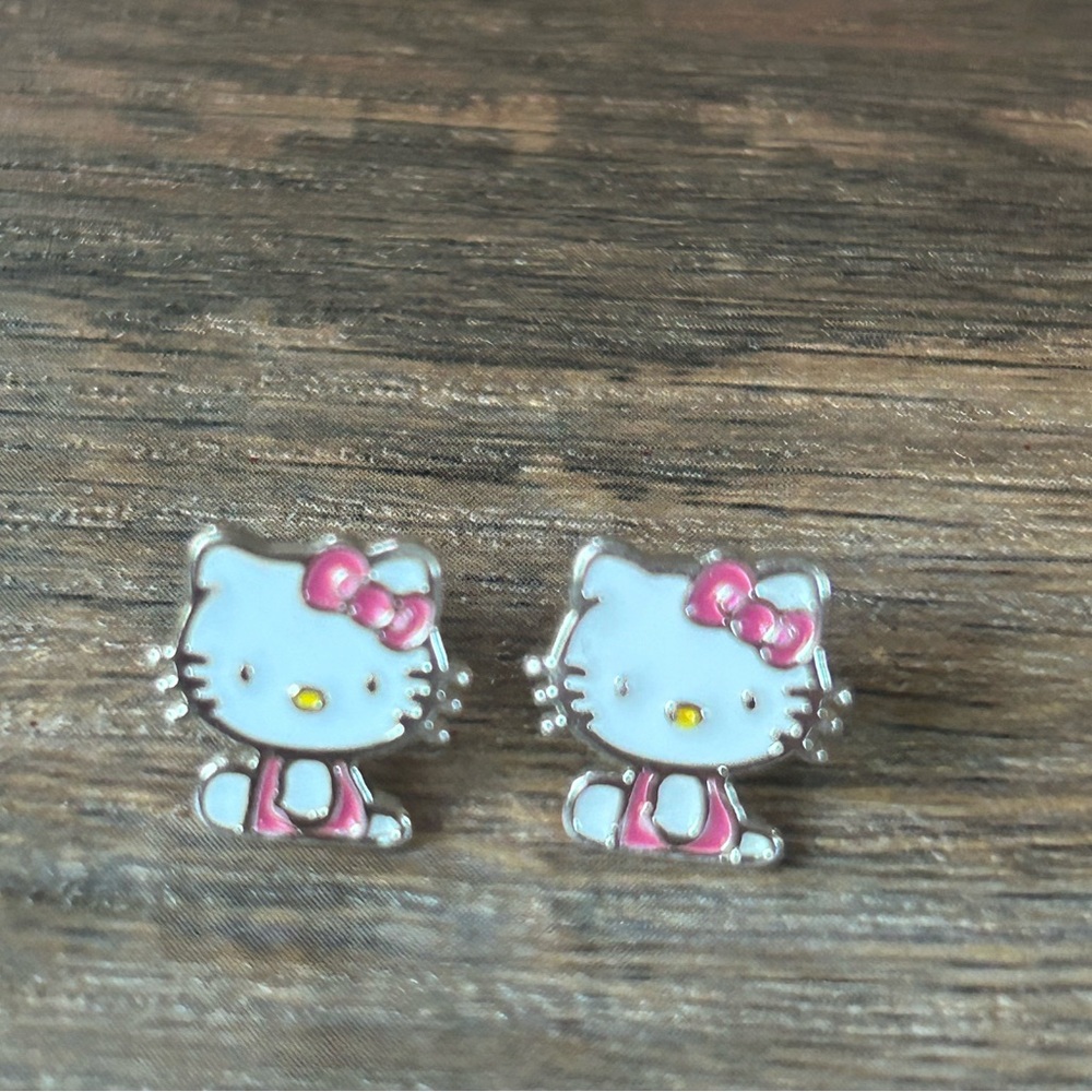 Cute Hello Kitty Earrings